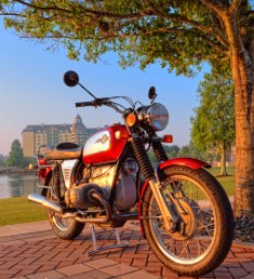 1972-BMW-R-75 at Riding into History Motorcycle  Show